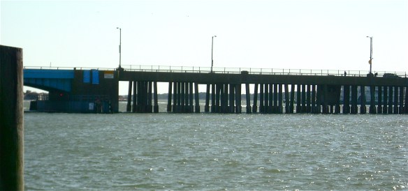 NOT MUCH TRAFFIC ON THE ROUTE 50 BRIDGE INTO OC, DURING WINTER.  (John Hayden photo)